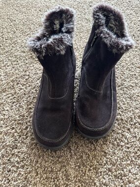 Khombu Dark Brown Faux-Fur Trim Winter Boots